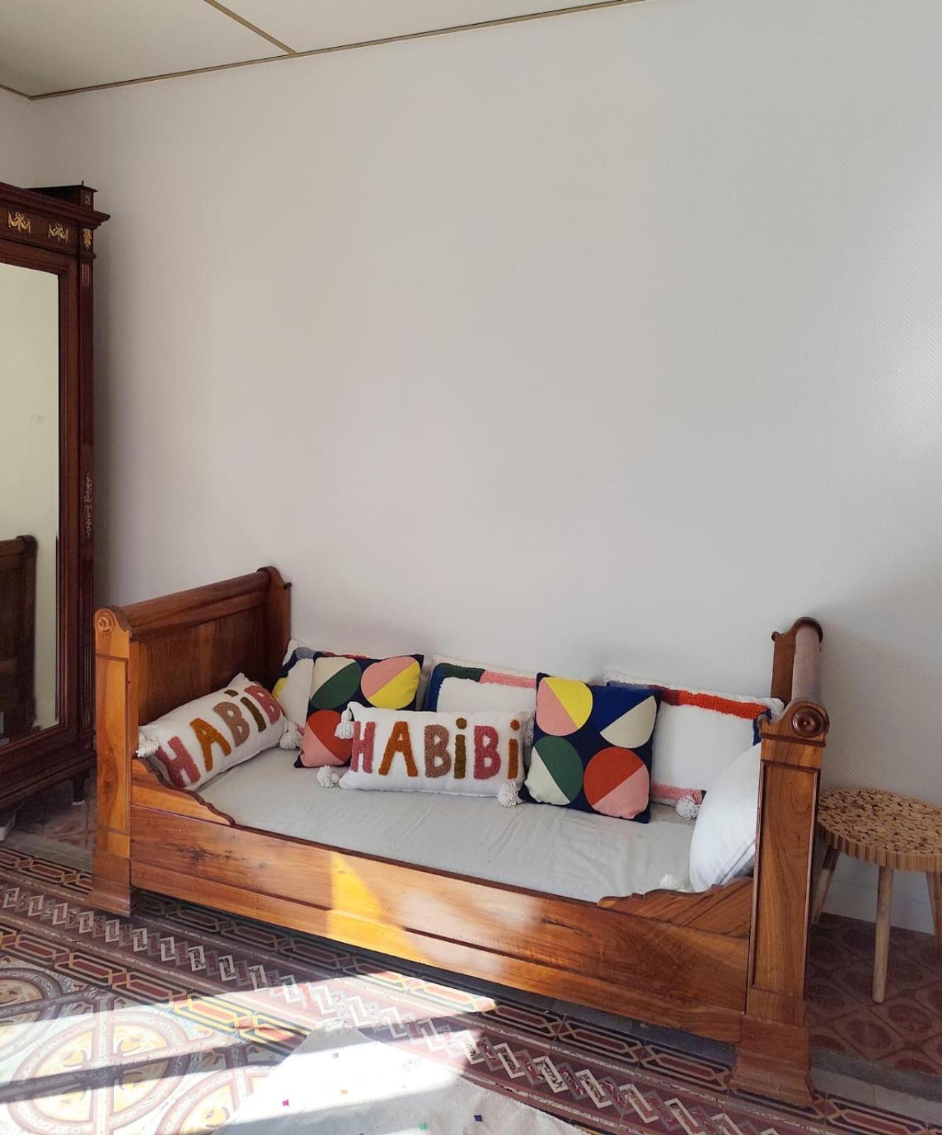 مبيت وإفطار Serralongue Casa Louisa المظهر الخارجي الصورة